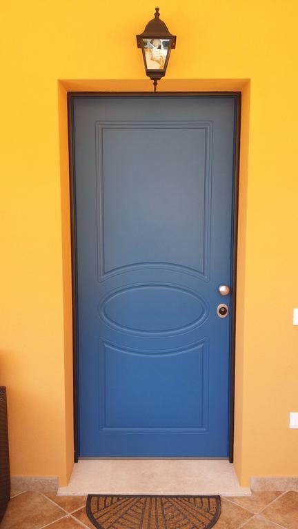 La Casa Felice Appartamenti Chia Esterno foto